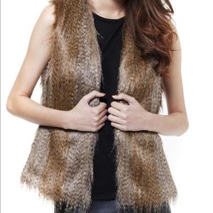 NEW Unreal faux fur vest - tags still on